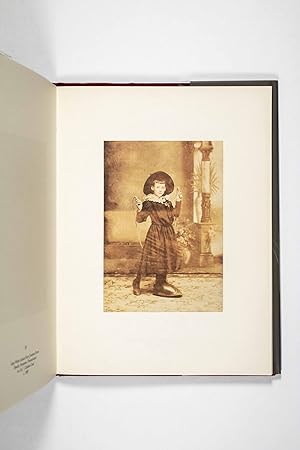 Immagine del venditore per Masterpieces of Medical Photography : Selections from the Burns Archive venduto da ERIC CHAIM KLINE, BOOKSELLER (ABAA ILAB)