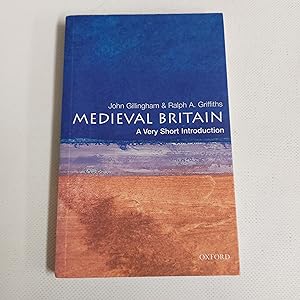 Bild des Verkufers fr Medieval Britain: A Very Short Introduction zum Verkauf von Cambridge Rare Books