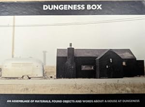 Bild des Verkufers fr Dungeness box : an assemblage of materials, found objects and words about a house at Dungeness zum Verkauf von Elysium Books