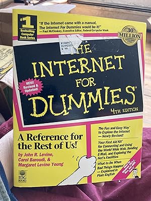 Imagen del vendedor de The Internet for Dummies (4th Edition) a la venta por A.C. Daniel's Collectable Books