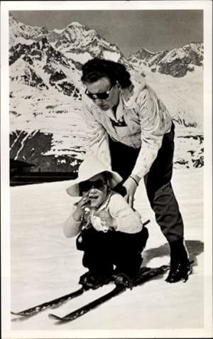 Image du vendeur pour Ansichtskarte / Postkarte Prinzessin Juliana und Margriet fahren Ski, 1948 mis en vente par akpool GmbH