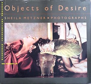 Bild des Verkufers fr Objects of Desire. Photographs. Preface by Mark Strand. zum Verkauf von Antiquariat Bebuquin (Alexander Zimmeck)