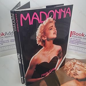 Imagen del vendedor de Madonna (includes Poster) a la venta por BookAddiction (ibooknet member)