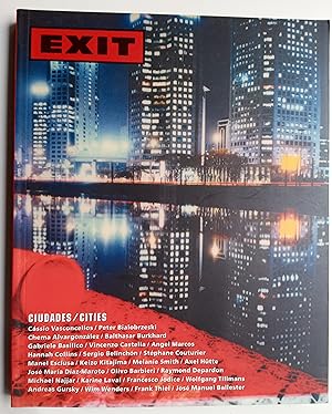 Seller image for EXIT #17 - Ciudades (Spanish / English ) for sale by castlebooksbcn