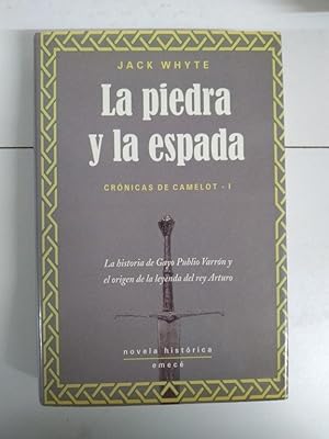 Imagen del vendedor de La piedra y la espada a la venta por Libros Ambig