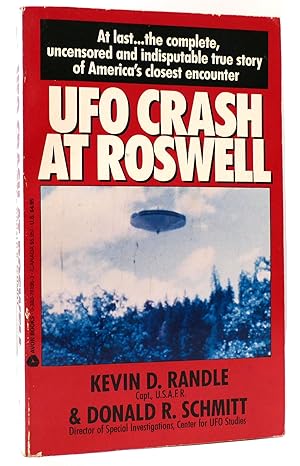 Imagen del vendedor de UFO CRASH AT ROSWELL a la venta por Rare Book Cellar