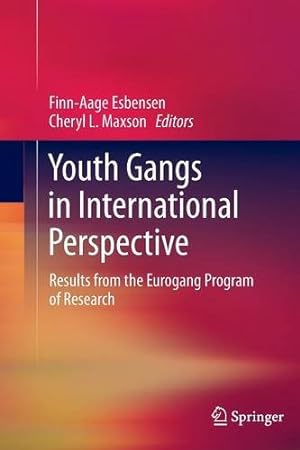 Bild des Verkufers fr Youth Gangs in International Perspective: Results from the Eurogang Program of Research [Paperback ] zum Verkauf von booksXpress