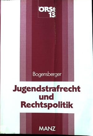 Bild des Verkufers fr Jugendstrafrecht und Rechtspolitik : eine rechts- und sozialwissenschaftliche Studie zur Genese des sterreichischen Jugendgerichtsgesetzes ; mit einer Analyse der materiellrechtlichen Bestimmungen und der Anwendungspraxis des JGG 1988 in den ersten beiden Jahren (1989 und 1990). sterreichische rechtswissenschaftliche Studien ; Bd. 13 zum Verkauf von books4less (Versandantiquariat Petra Gros GmbH & Co. KG)