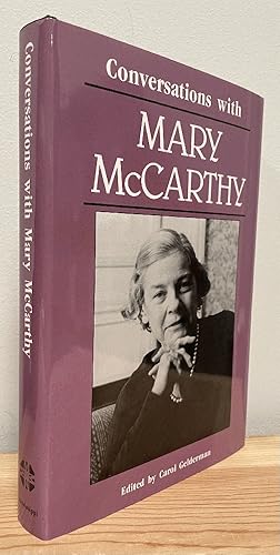 Immagine del venditore per Conversations with Mary McCarthy (Literary Conversations) venduto da Chaparral Books
