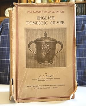 Imagen del vendedor de English Domestic Silver a la venta por Bookfare