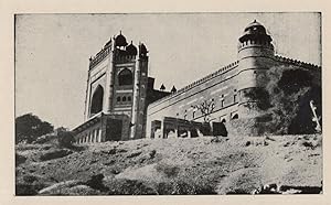 Imagen del vendedor de Fort Walls Fatehpur Sikri India Buland Gate Great Akbar Postcard a la venta por Postcard Finder