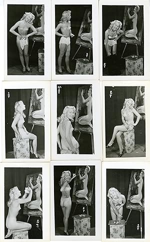 "STRIPTEASEUSE ARTISTE-PEINTRE" Série de 9 photos originales (années 50)