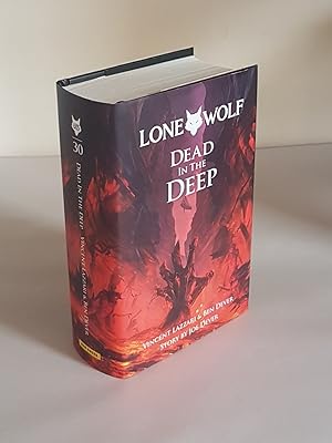 Bild des Verkufers fr Dead in the Deep - Lone Wolf #30 zum Verkauf von CURIO