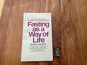 Immagine del venditore per Fasting As a Way of Life venduto da Lifeways Books and Gifts