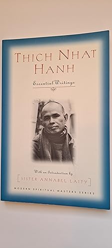 Bild des Verkufers fr Thich Nhat Hanh: Essential Writings zum Verkauf von Bargain Finders of Colorado