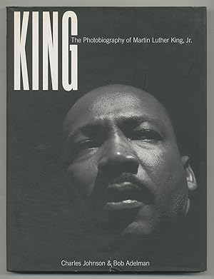 Bild des Verkufers fr King: The Photobiography of Martin Luther King, Jr. zum Verkauf von Between the Covers-Rare Books, Inc. ABAA