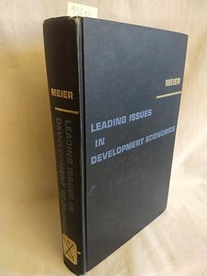 Image du vendeur pour Leading Issues in Development Economics: Selected Materials and Commentary. mis en vente par Versandantiquariat Waffel-Schrder