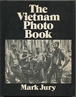 Bild des Verkufers fr The Vietnam Photo Book zum Verkauf von Between the Covers-Rare Books, Inc. ABAA