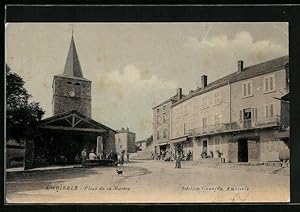 Carte postale Ambierle, Place de la Mairie