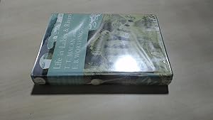 Seller image for The New Naturalist: Life in Lakes and Rivers for sale by BoundlessBookstore