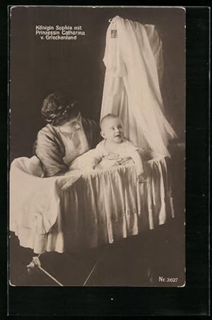 Bild des Verkufers fr Ansichtskarte Knigin Sophia mit Prinzessin Catharina von Griechenland zum Verkauf von Bartko-Reher