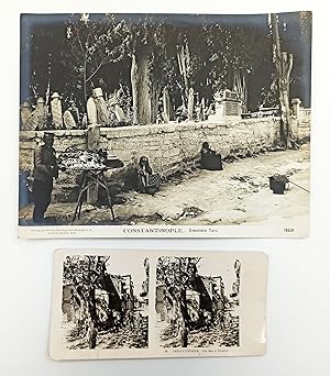 Bild des Verkufers fr [MIDDLE EAST / CONSTANTINOPLE] Original stereoscope and a gelatin silver photograph of Constantinople in 1905. zum Verkauf von Khalkedon Rare Books, IOBA