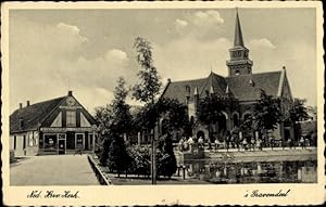 Seller image for Ansichtskarte / Postkarte 's Gravendeel Sdholland, Ned. Herv. Kerk, Boek, Papier en Kunsthandel, Kanal, Brcke, Kirche for sale by akpool GmbH