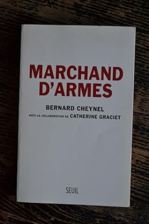 Bild des Verkufers fr Marchand d'armes zum Verkauf von Un livre en poche