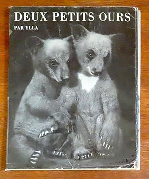 Image du vendeur pour Deux petits ours. mis en vente par La Bergerie