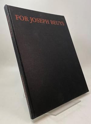 Immagine del venditore per For Joseph Beuys. Thirty international artists in honor to Joseph Beuys. venduto da Rnnells Antikvariat AB