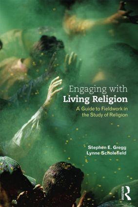 Seller image for Engaging with Living Religion for sale by moluna