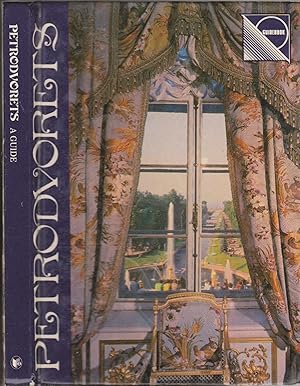 Imagen del vendedor de Petrodvorets, Palaces and Parks: A Guide a la venta por Ironwood Books