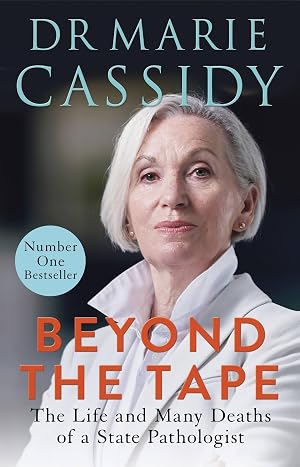 Imagen del vendedor de Beyond the Tape a la venta por moluna
