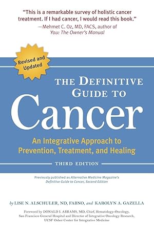 Bild des Verkufers fr The Definitive Guide to Cancer: An Integrative Approach to Prevention, Treatment, and Healing zum Verkauf von moluna