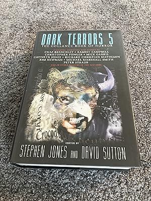 Bild des Verkufers fr DARK TERRORS 5: MULTI SIGNED UK FIRST EDITION HARDCOVER zum Verkauf von Books for Collectors