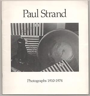 Bild des Verkufers fr Paul Strand: Photographs 1910-1974 zum Verkauf von Jeff Hirsch Books, ABAA