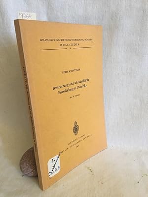 Imagen del vendedor de Besteuerung und wirtschaftliche Entwicklung in Ostafrika. (= IFO-Institut fr Wirtschaftsforschung Afrika-Studienstelle, Afrika Studien, Nr. 8) a la venta por Versandantiquariat Waffel-Schrder