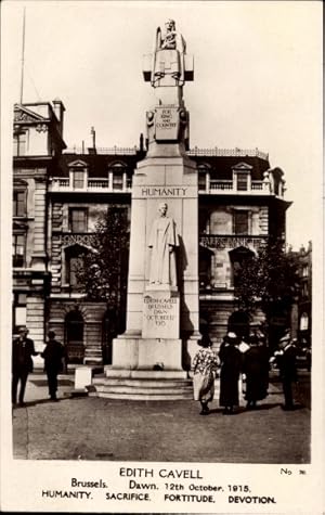 Imagen del vendedor de Ansichtskarte / Postkarte Bruxelles Brssel, Stele Edith Cavell, Humanity, Sacrifice, Fortitude, Devotion - Dawn 12th October 1915 a la venta por akpool GmbH