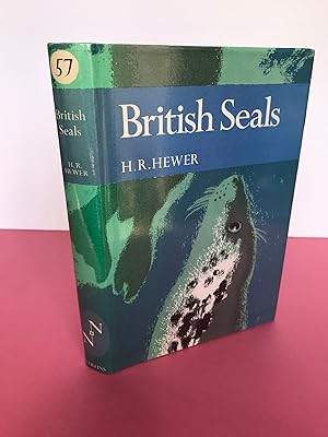 Bild des Verkufers fr New Naturalist No. 57 BRITISH SEALS zum Verkauf von LOE BOOKS