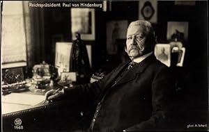 Ansichtskarte / Postkarte Reichspräsident Paul von Hindenburg, Portrait Am Schreibtisch