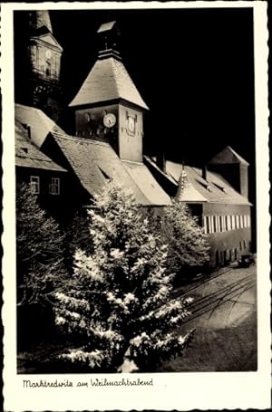 Bild des Verkufers fr Ansichtskarte / Postkarte Marktredwitz im Fichtelgebirge, am Weihnachtsabend, bei Schnee zum Verkauf von akpool GmbH
