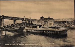 Ansichtskarte / Postkarte Newcastle upon Tyne Northumberland England, High Level und Swing Bridges