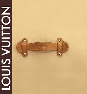 Immagine del venditore per Louis Vuitton: The Birth of Modern Luxury venduto da Pieuler Store