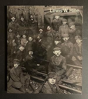 Imagen del vendedor de Lewis W. Hine, 1874-1940: Two Perspectives (ICP Library of Photographers) a la venta por Avol's Books LLC
