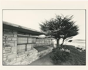 Clinton Della Walker House [Cabin on the Rocks] (Original photograph of the 1951 Frank Lloyd Wrig...