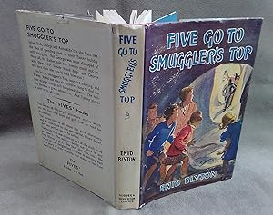 Seller image for Five go to Smugglers Top for sale by Barely Read Books