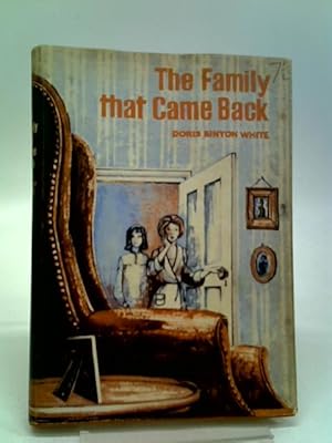 Immagine del venditore per That Family the Came Back venduto da World of Rare Books