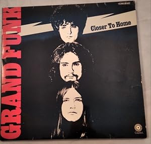 Imagen del vendedor de Closer to Home [Vinyl LP]. a la venta por KULTur-Antiquariat