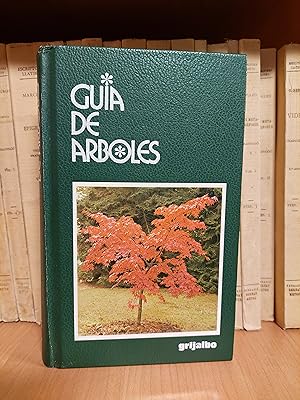 Image du vendeur pour Guia de Arboles. mis en vente par Martina llibreter