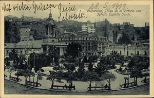 Bild des Verkufers fr Ansichtskarte / Postkarte Valparaso Chile, Plaza de la Victoria con Iglesia Espiritu Santo zum Verkauf von akpool GmbH